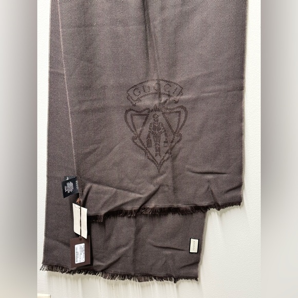 BLACK FRIDAY SALE - Gucci Brown Striped Wool Crest Scarf NWT - Picture 5 of 11